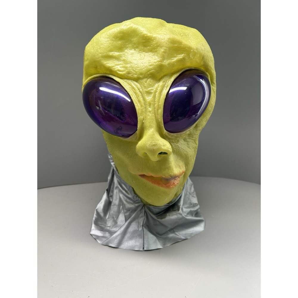 VTG Green Alien Head Mask Halloween Costume Hard Plastic Big Purple Eyes ADULT